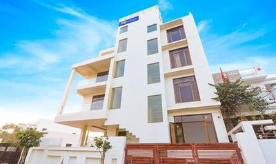 FabHotel The Gahmar Inn