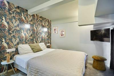 Charming Studio Center of Paris