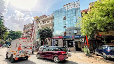 Hotel Jashn Inn near Apollo Hospital, Delhi