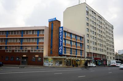 Bayside Hotel Pine Street