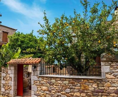 Platsa Seaview Retreat - A Stone-built Escape
