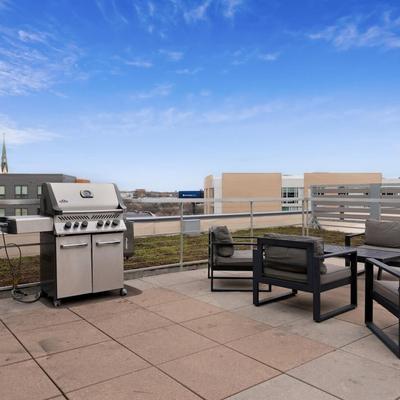 Kasa Relax in Your Spacious 1BD Pet Friendly Milwaukee