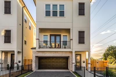 Andao Luxury
