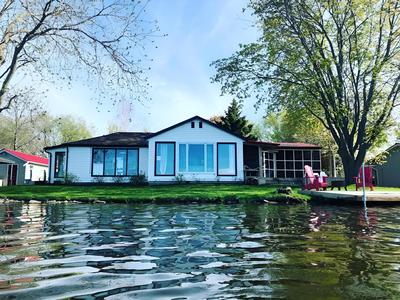 The Nest PEC Waterfront Home on Huyck s Bay