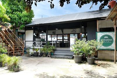 OYO 1853 Guest House D'makmoer