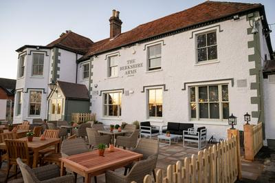 Berkshire Arms by Chef & Brewer Samling, Billede 2