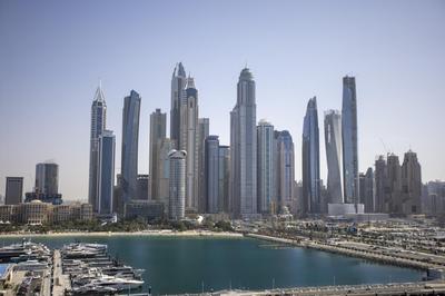 Luxurious 2BR Marina Vista Emaar Beachfront