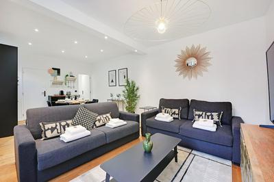 Private Terrace Apartment -1bdr/ 6p-sacra-ca\"ur