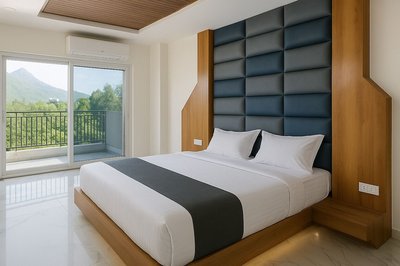 HOTEL KARDHAR INN