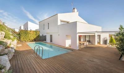 Salome House