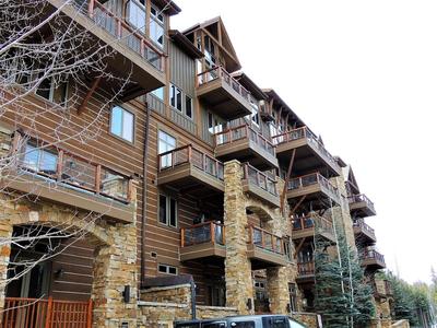 Premier 2 Bedroom Ski in, Ski out Vacation Rental at the Timbers With the Best Access to Skiing in Keystone