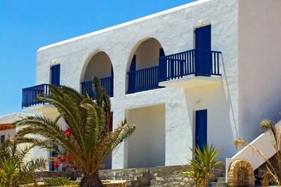 Finikas Hotel