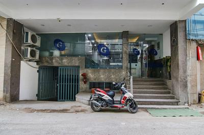 Fabhotel The Glory I