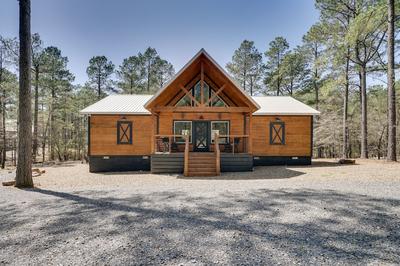 Family-friendly Broken Bow Cabin Rental w/ Hot Tub