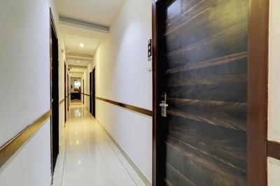 Hotel AK International