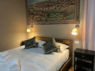 Laura 68 in Firenze With 2 Bedrooms and 2 Bathrooms