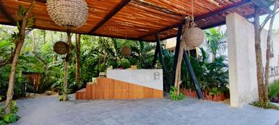 Meraki Luxury Condo by Marea