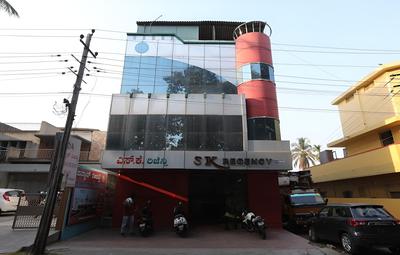 OYO 29610 Sanman Regency