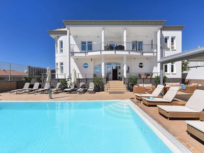 Belvilla by OYO Villa Doramas 12 pax