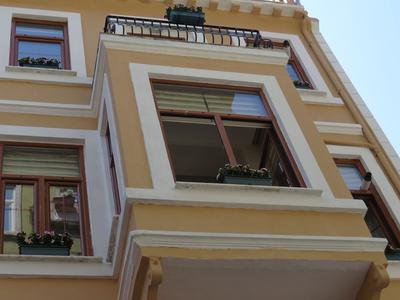 Istanberry - Sunshine Apartments