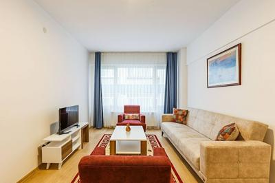 Charming Kadıköy Apartment With City Views