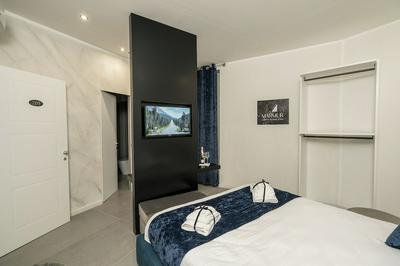 Marmur Suite