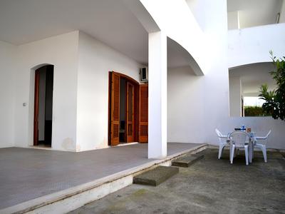 Nami Holiday Home for six Guests With Outdoor Space
