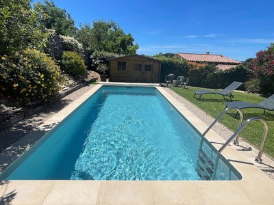 Villa in Vaison Near Roman Ruins & Pool