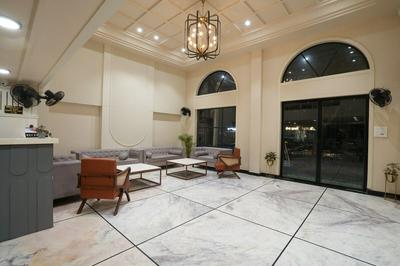 Hotel Square 36