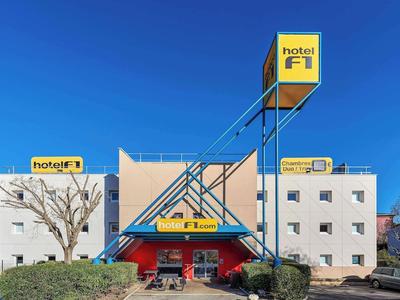 hotelF1 Les Ulis Courtaboeuf