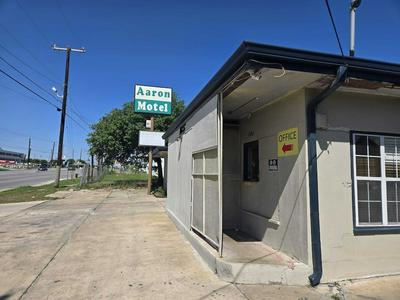 Aaron Motel By OYO San Antonio NW I-10