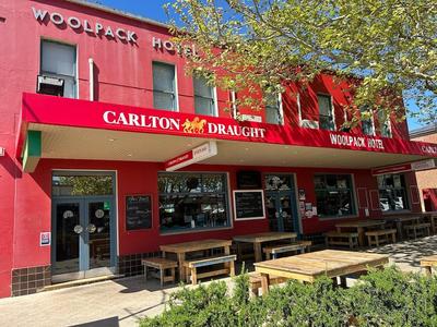 Woolpack Hotel Tumut
