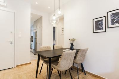 UPSTREET Peaceful 2BD Apartment in Kolonaki