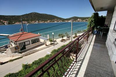 Mar - 10m From the sea - A2