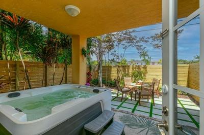 Las Olas Maison De Ville 3 Bedroom Townhouse by RedAwning