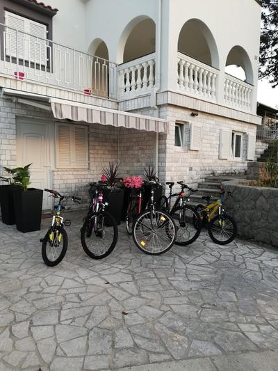 Apartments Ivezic