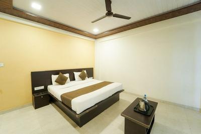 Hotel Raaya Regency
