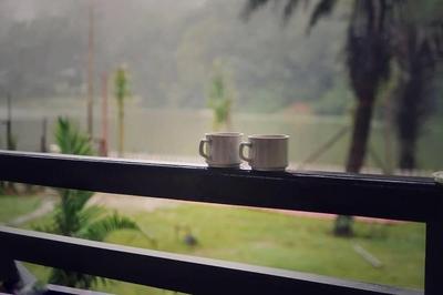 Khalsa Lake View Resort