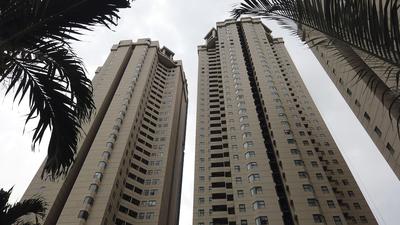 Elegant 2Br With Extra Room Apartment At Sudirman Tower Condominium