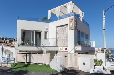 Villa Iris