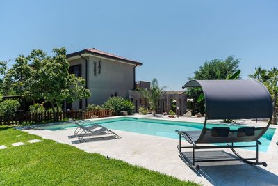 Etnea Home With Pool