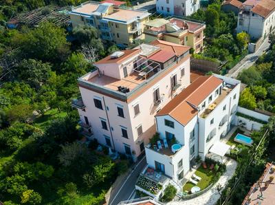Luxury Villa with Penthouse, Pools and Sea View