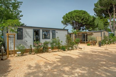 Mobile Home Near Beach