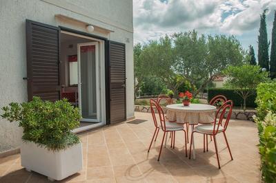 Apartments Pharos