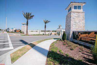 7520 SV Summerville - 4 Bed Townhome With Spa