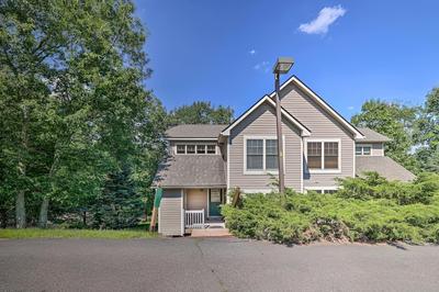 Tannersville Townhome, Near Camelback Mtn!