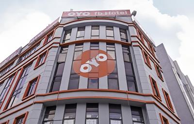 OYO 162 FB Hotel