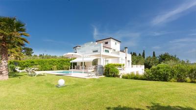 Villa Surya 8 2