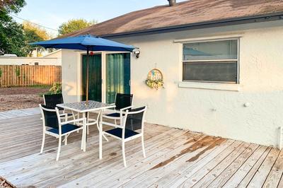 Lovely Lauderhill Retreat < 12 Mi to Beach!