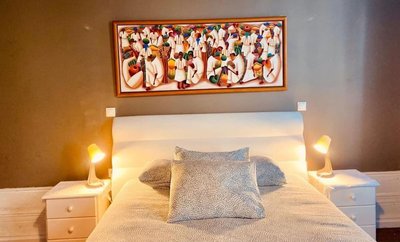 Yellow House - Deluxe Double Room With Bunk bed in Porto